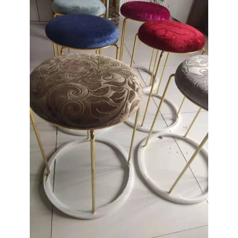 勝芳鐵腿凳子批發 三腿凳子 鐵質凳子 鋼筋凳 套凳 圓凳 簡易家具 寰宇家具