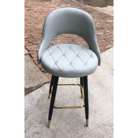 勝芳家具批發(fā) 發(fā)廊美發(fā)凳理發(fā)店椅 美發(fā)店旋轉(zhuǎn)升降椅 網(wǎng)紅凳 吧臺(tái)椅 學(xué)習(xí)椅 妝臺(tái)凳 美甲椅 酒吧椅 鑫寶家具