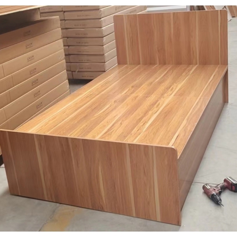 勝芳床鋪批發方艙醫院床 雙人床 實木床 鐵條床 折疊雙人床 木質雙人床 雙人板床 北歐家具 臥室家具 酒店家具 坤融家具