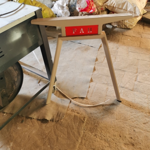 勝芳五金鐵藝桌架 辦公桌架 會(huì)議桌架 培訓(xùn)桌架 辦公臺(tái)腳 不銹鋼桌架 書(shū)桌桌架 折疊桌架 辦公鋼架 辦公家具 富奧洪家具五金