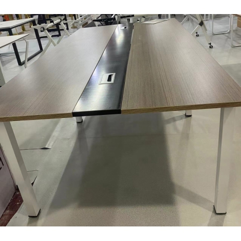 勝芳辦公桌批發鋼木家具職員辦公桌 簡約辦公桌 現代辦公桌 簡易工作臺 輕奢辦公桌 現代辦公桌 創秋家具