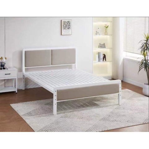 專業(yè)做鐵藝床，軟包床，，支持訂做