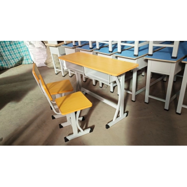 勝芳學生課桌批發 學習課桌 培訓課桌 培訓班課桌 單人課桌 雙人課桌 輔導班課桌 可升降學生課桌 學生家具 學校家具 益合家具