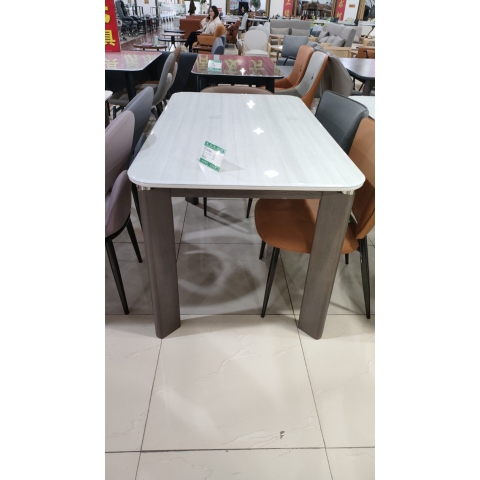 勝芳桌椅批發 軟包椅 伊姆斯椅 咖啡椅 鐵線椅 太陽椅 月亮椅 時尚椅 休閑椅 鐵線椅 弓形懶人椅 餐椅 輕奢家具 意式風格 宿舍家具 臥室家具 軍民家具