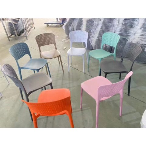 勝芳休閑椅批發(fā) 咖啡椅 洽談椅 懶人椅 馬卡龍椅 塑料椅 時尚椅 休閑椅 宿舍懶人椅 家居椅 創(chuàng)意椅 塑料牛角椅 折疊桌 椅嘉家具