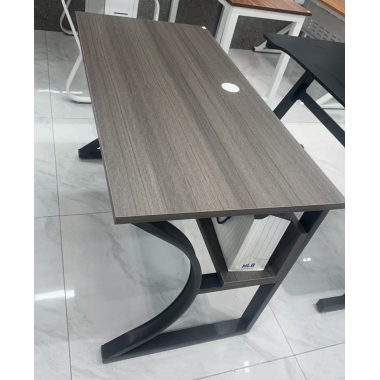 勝芳辦公桌批發(fā) 職員辦公桌 簡約辦公桌 現(xiàn)代辦公桌 簡易工作臺 輕奢辦公桌 現(xiàn)代辦公桌 培訓桌 側(cè)翻桌 夢優(yōu)斯辦公家具