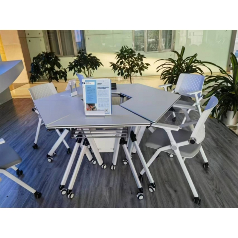 勝芳辦公桌批發(fā) 職員辦公桌 側(cè)翻辦公桌  現(xiàn)代辦公桌 簡(jiǎn)易工作臺(tái) 輕奢辦公桌 現(xiàn)代辦公桌  培訓(xùn)桌 斯巴達(dá)家具