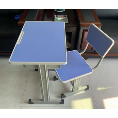 勝芳批發(fā)學(xué)生課桌 學(xué)習(xí)課桌 培訓(xùn)課桌 培訓(xùn)班課桌 單人課桌 輔導(dǎo)班課桌 可升降學(xué)生課桌 學(xué)生家具 學(xué)校家具 宏盛校具