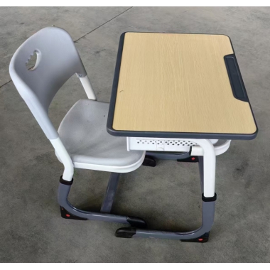 勝芳批發(fā)學(xué)生課桌 學(xué)習(xí)課桌 培訓(xùn)課桌 培訓(xùn)班課桌 單人課桌 輔導(dǎo)班課桌 可升降學(xué)生課桌 學(xué)生家具 學(xué)校家具 宏盛校具