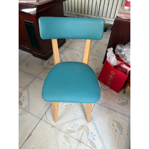 勝芳快餐桌椅批發(fā) 牛角椅 主題餐椅 鋼木餐椅  飯店餐椅 小吃店餐椅 學(xué)校餐椅 鋼木家具 酒店家具 餐廳家具  主題家具 錦宸家具