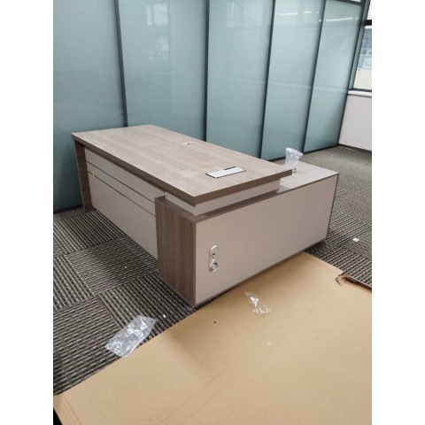 辦公桌批發(fā) 班臺(tái) 寫字臺(tái) 電腦桌 帶抽屜辦公桌 書(shū)房桌子 臥室書(shū)桌 簡(jiǎn)易辦公桌 辦公家具 冠城家具